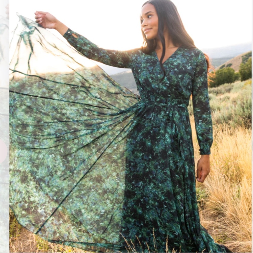 FREE SHIP🚛Ivy city co laney dress in green watercolor size s